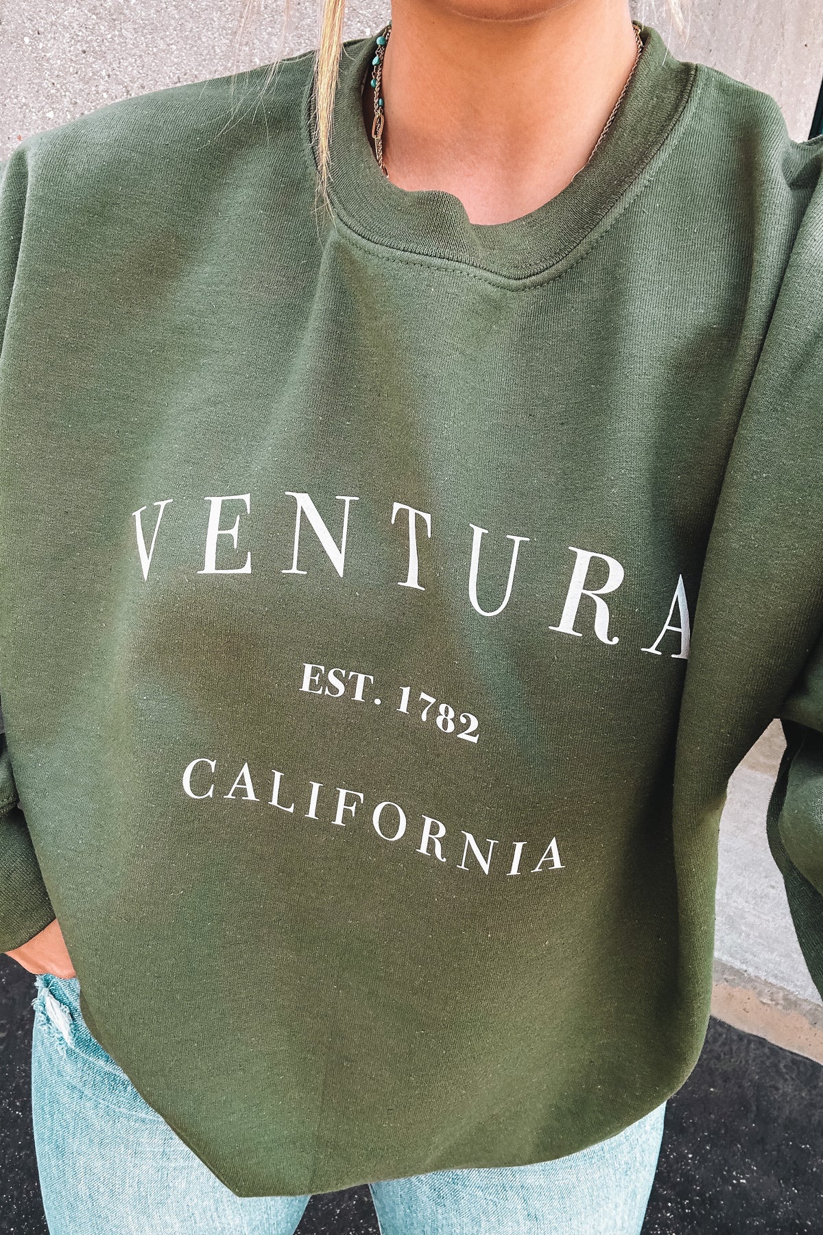 Ventura EST. 1782 Sweatshirt Print (Olive)