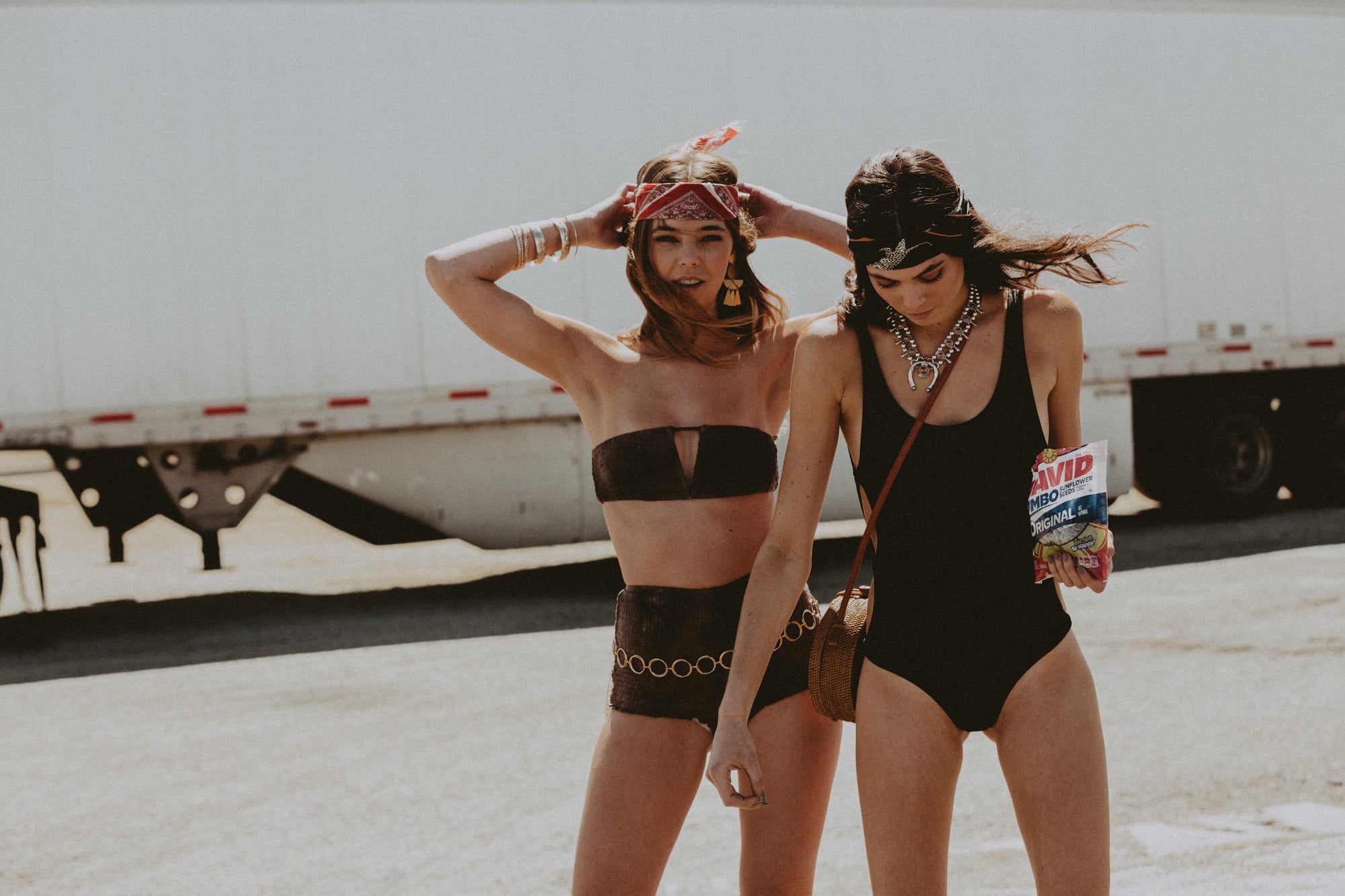 FESTIVAL COLLECTION: KEEP ON TRUCKIN'