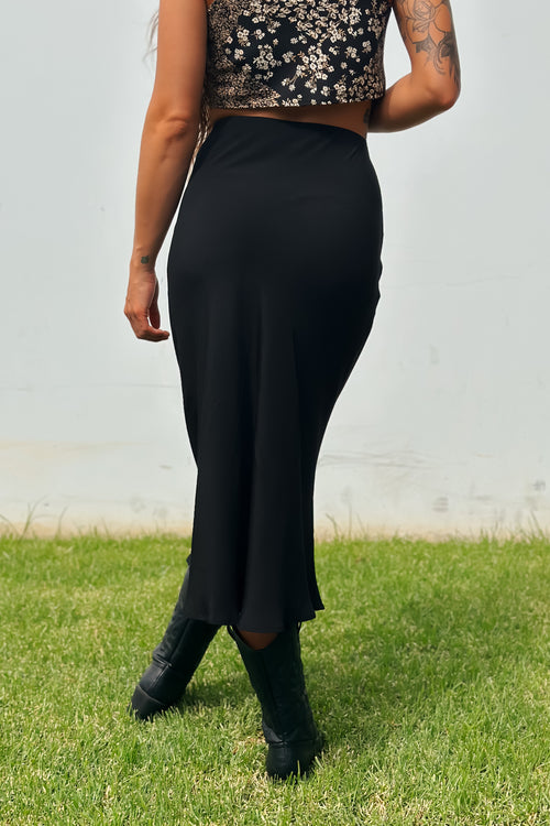 Midnight Allure Midi Skirt (Black)
