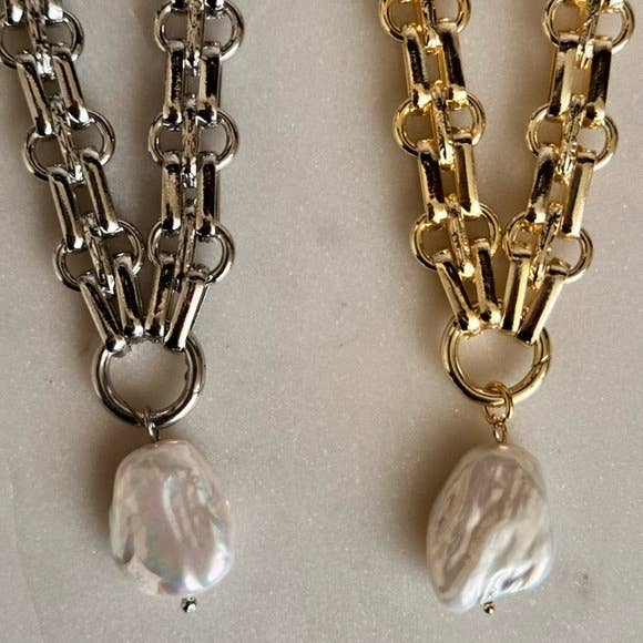 Ovo Pearl Chain Link Necklace