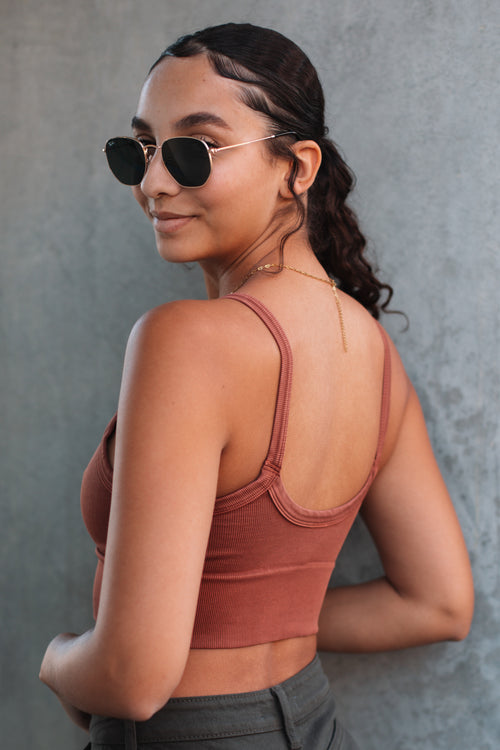 Olivia V-Neck Tank (Vintage Maple)